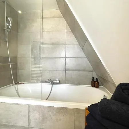 Le St-laurent - Magnifique Triplex - Calme Lägenhet