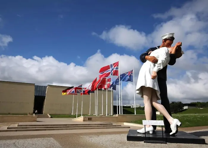 Le St-laurent - Magnifique Triplex - Calme Apartment *